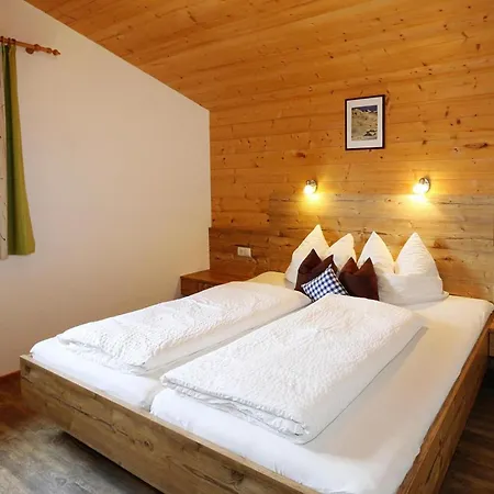 Nyaraló House In With Panoramic Views, Cleaning Included Zell am Ziller