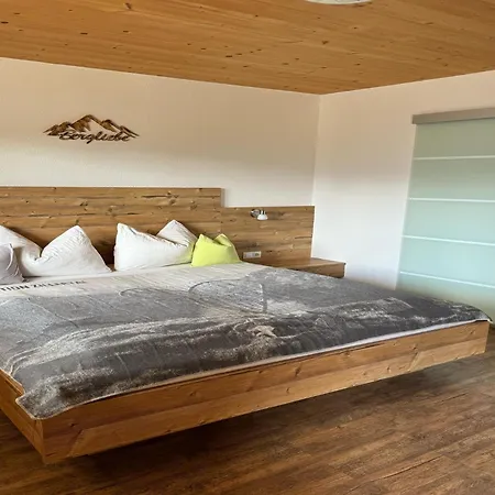 House In With Panoramic Views, Cleaning Included * Zell am Ziller